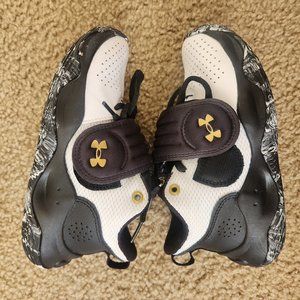 Kids Under Armour Basketball Shoes